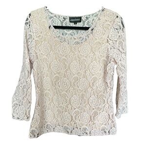 Vandana  Layered cream peach top size large GUC